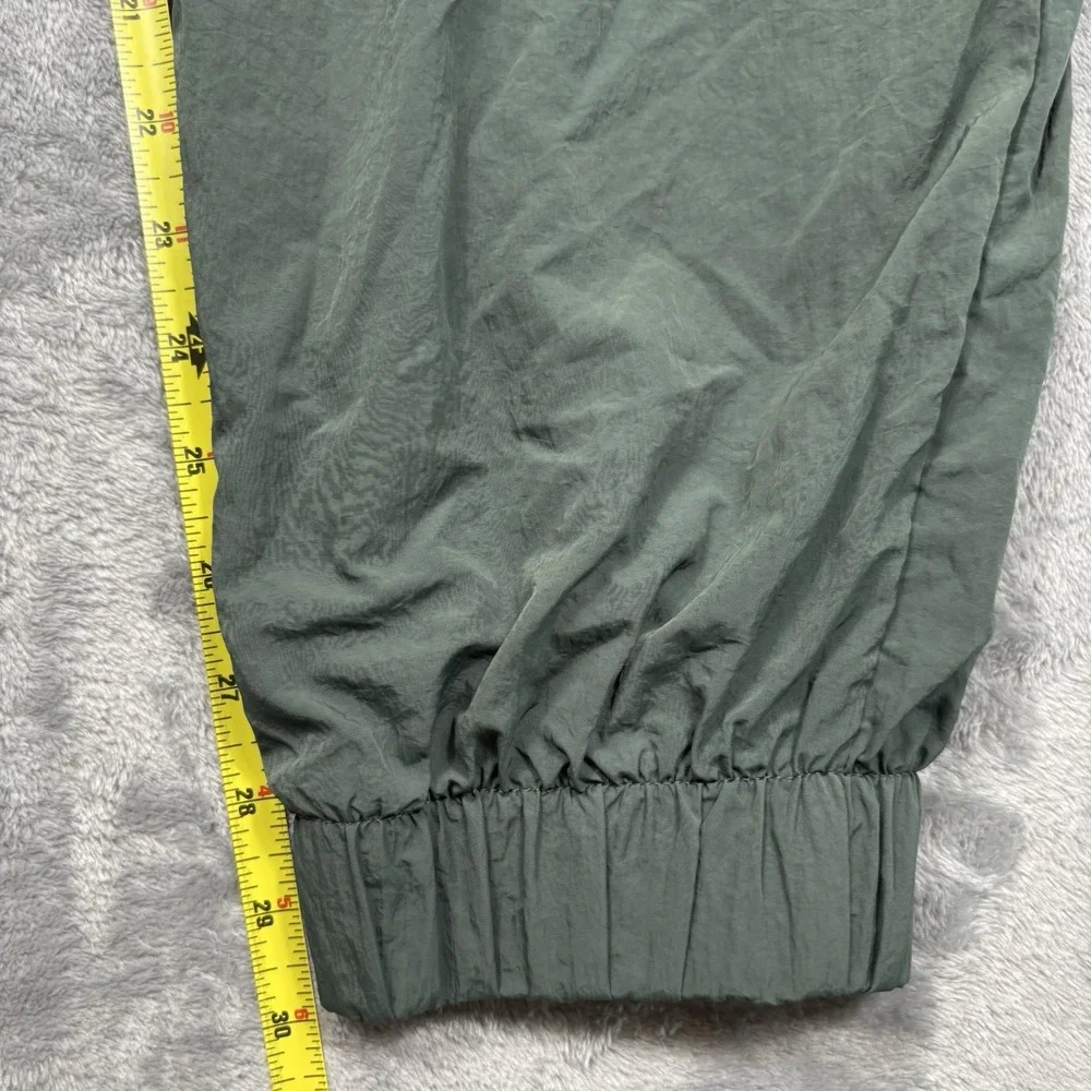 Nike Tech Woven UV Cargo Pants Vintage Green Lined FZ0756-338 Men's Large